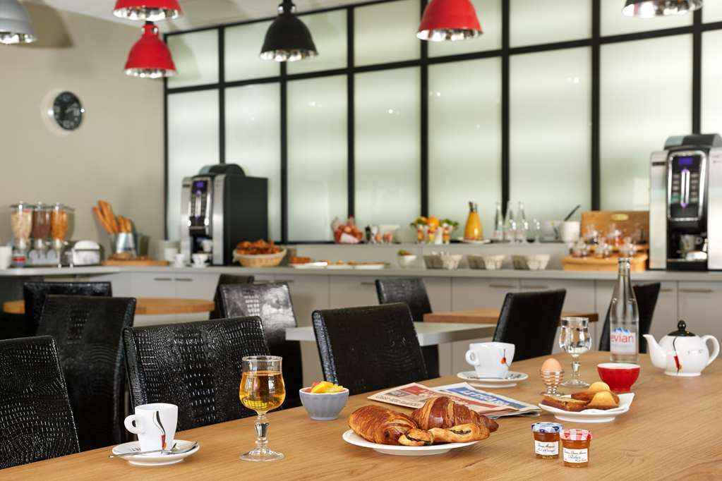 Kyriad Lyon Est Stadium Eurexpo Meyzieu Restoran gambar
